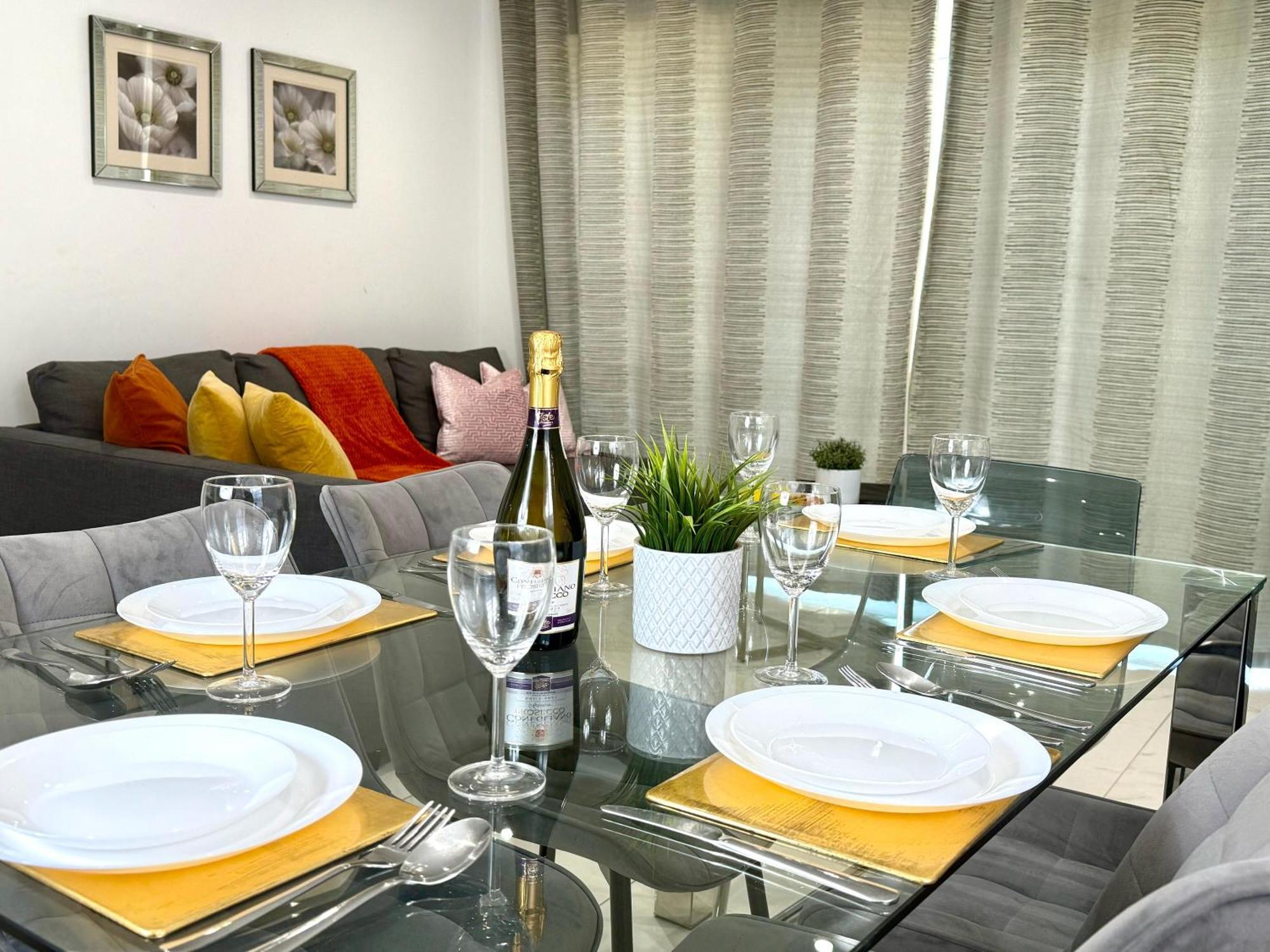 Panorama House, Luxury 2-Bedroom Apartment 2 Kidlington Kültér fotó